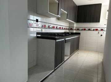 Departamento · 82m² · 3 Dormitorios · Vendo Departamento de 3 Dorm., Av 12 de Octubre Smp