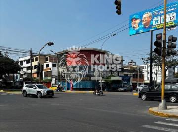 Local comercial · 275m² · Alquiler de Local Comercial en Esquina en San Luis.