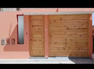 Casa de 2 habitaciones, Ica · Casa en Venta - Ica
