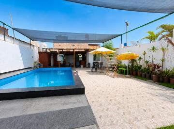 Casa de playa de 3 habitaciones, Lima · Vendo Casa de Playa Como Terreno 294 m² (Con Gas Natural) Playa Pulpos
