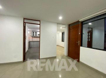 Departamento · 166m² · 5 Dormitorios · Venta de Amplio Departamento Dúplex con Excelente Distribución en Los Olivos
