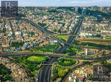Terreno / Lote · 910m² · Terreno en Venta Parám 9 Pisos Zona de Colegios