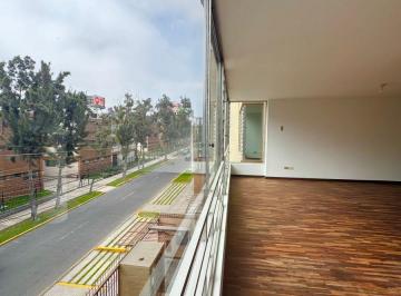 Departamento de 2 habitaciones, Lima · Tercer Piso - Ambientes Amplios - Cocina Remodelada - No Tiene Ascensor