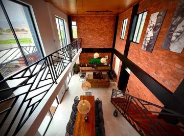 Casa de campo de 6 habitaciones, Cañete · Vive El Lujo Sostenible a Minutos de Las Mejores Playas del Sur