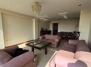 Departamento de 4 habitaciones, Trujillo · El Golf Trujillo Dúplex Bien Conservado 3dorm $240,000 Terraza Bbq
