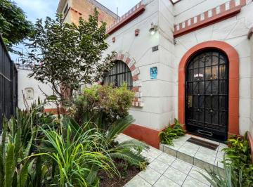 Casa de 3 habitaciones, Lima · Vendo Tradicional Casa de 151 m² en El Corazón de Magdalena: con Alto Potencial de Desarrollo