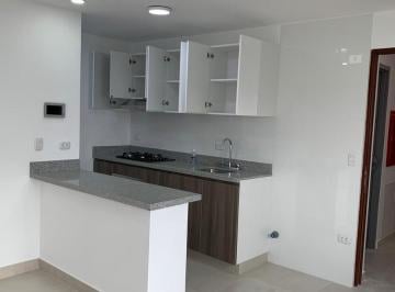 Departamento · 55m² · 2 Dormitorios · Alquiler de Moderno Departamento de 2 Habitaciones en Surquillo