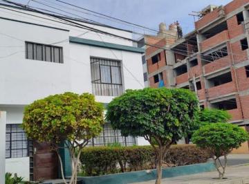Casa de 3 habitaciones, Callao · Callao Bellavista Casa $200,000 de 2 Pisos y Aires