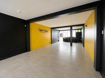 Local comercial · 160m² · 6 Dormitorios · 2 Estacionamientos · Local 227 m² en Av Túpac Amaru - Alto Flujo - Cerca Municipalidad