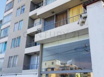 Departamento · 55m² · 2 Dormitorios · 1 Estacionamiento · Departamento en San Miguel (Lima)