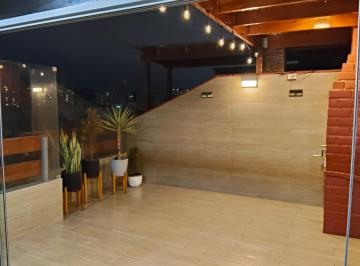 Departamento de 4 habitaciones, Lima · Dúplex Remodelado con Terraza Bbq + 2 Cocheras Independientes | Pueblo