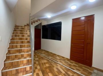 Casa · 210m² · 4 Dormitorios · Casa en Puente Piedra