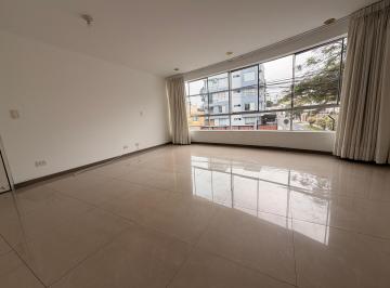 Departamento de 3 habitaciones, Lima · Amplio, Céntrico y Lindo Departamento con Estacionamiento