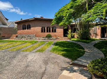 Casa de 1 habitación, Lima · La Molina - Venta Casa Como Terreno. Urb. Sol de La Molina $650,000