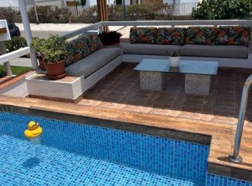 Casa · 156m² · 4 Dormitorios · 2 Estacionamientos · Vendo Linda Casa de Playa en Playa Bonita Lote 20, Fila 2, Km 99, Asia
