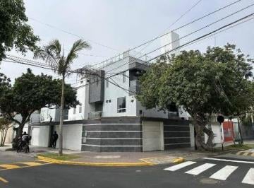 Casa · 251m² · 3 Dormitorios · 2 Estacionamientos · Cerca Al Parque La Pera y El Malecón