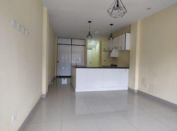 Casa de 4 habitaciones, Lima · Vendo Casa de 4 Habitaciones con Baño en Condevilla Señor, Frente a Parque