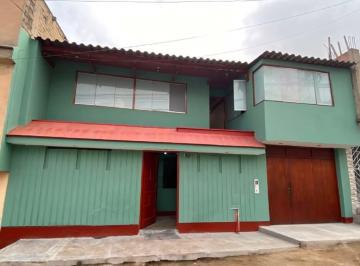 Casa · 187m² · 5 Dormitorios · Oportunidad de Inversión: Amplia Propiedad con Gran Potencial de Desarrollo y Rentabilidad.