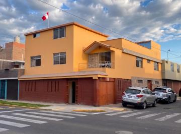 Casa de 8 habitaciones, Callao · ¡Oportunidad de Inversión en La Perla!