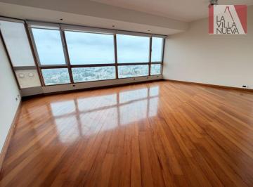 Departamento de 3 habitaciones, Lima · Las Casuarinas, Departamento con Vista a La Calle, Dorm. con Baños Incorporados c/u