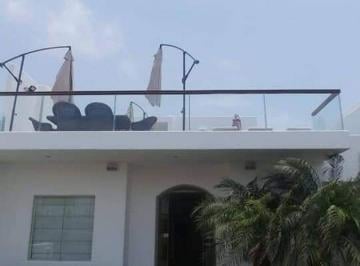 Casa de playa de 6 habitaciones, Cañete · Se Alquila Febrero y Fds Casa en Playa Las Lagunas de Puerto Viejo