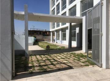 Local comercial · 2520m² · 50 Dormitorios · 10 Estacionamientos · Hotel de Estreno en Zona Comercial