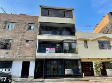 Casa de 12 habitaciones, Lima · Casa de 4 Pisos en Venta - Santa Anita