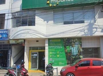 Local comercial · 320m² · Se Alquila Local Comercial en Santa Anita