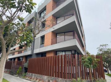 Departamento · 144m² · 3 Dormitorios · 2 Estacionamientos · Departamento en Alquiler en Miraflores