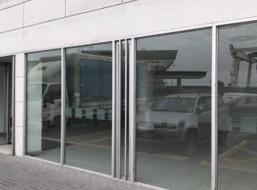 Local comercial , Lima · ¡Máxima Exposición! Local Comercial Premium de 178 m² en El Primer Piso – El Corazón Logístico del