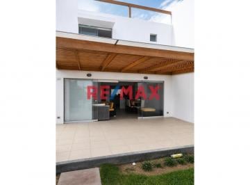 Casa · 4 Dormitorios · 2 Estacionamientos · Venta de Casa de Playa en Condominio Asia del Sol Km 107 - Tercera Fila