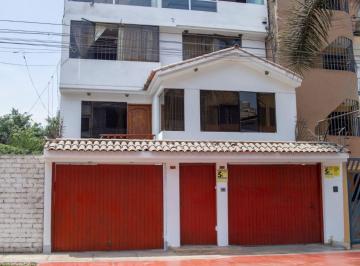Departamento de 5 habitaciones, Lima · Amplio Dúplex Independiente 248 m² | 5 Dorm. | Mayorazgo – Ate