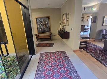 Casa · 374m² · 3 Dormitorios · 3 Estacionamientos · Venta de Exclusiva Residencia de 446 m² en Miraflores