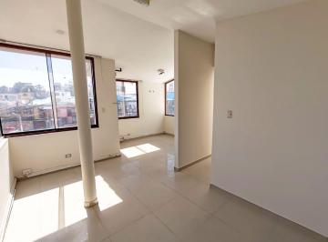 Casa de 6 habitaciones, Arequipa · Casas Comercial Ideal Para Empresa en Umacollo!
