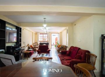 SALA · Casa en Zona Comercial