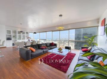 Casa · 304m² · 4 Dormitorios · 4 Estacionamientos · Exclusivo Penthouse en Venta - Magdalena