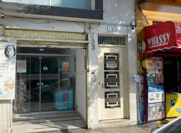 Local comercial · 100m² · Local Comercial en Jose Leal, Lince