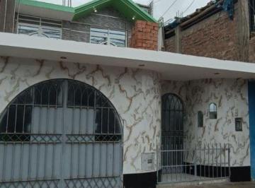 Casa de 4 habitaciones, Ica · Casa de 2 Pisos en Venta en Parcona | 163 m² | Cerca a La Tinguiña E Ica