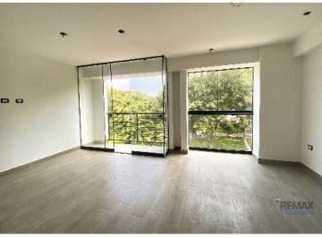 Departamento · 99m² · 3 Dormitorios · 1 Estacionamiento · Departamento a La Venta en Surco