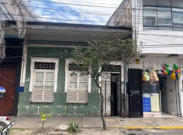 Casa · 261m² · 3 Dormitorios · Venta de Casa en La Mejor Zona Comercial de Iquitos