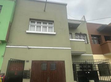Casa · 128m² · 4 Dormitorios · Casa en Segundo Piso Independiente con Aires – Callao