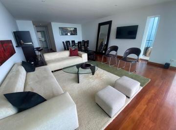 Departamento de 3 habitaciones, Lima · ¡Frente Al Malecón! Remodelado, Amoblado y Equipado con Vista Al Mar.