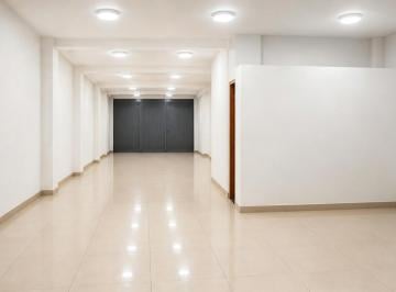 Local comercial · 130m² · Alquiler de Local Comercial de 130 m²