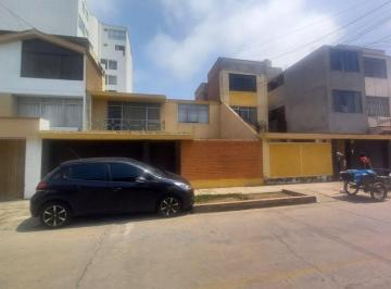 Casa de 5 habitaciones, Lima · Casa Venta San Miguel, Maranga, 05 Dorm.