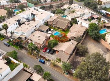 Casa de 3 habitaciones, Lima · Vendo Casa en El Sol de La Molina
