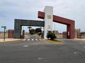 Terreno / Lote , Cañete · Chilca, Vendo 180 m², Esquina Frente a Parque (Urb. Alameda Sur de Los Portales), Todos Los Servicio