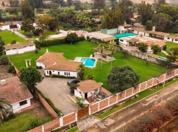 Casa de campo de 4 habitaciones, Lima · Vendo Casa de Campo en Cieneguilla