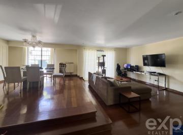 Departamento · 194m² · 3 Dormitorios · 2 Estacionamientos · Venta Departamento Cerca a El Golf Flat 222 m² 3 Dorm. 2.5 Baños 2 Cocheras, Zona Tranquila