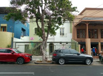 Terreno / Lote · 250m² · 5 Dormitorios · Casa en San Isidro Venta Como Terreno