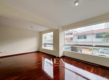 Departamento · 150m² · 3 Dormitorios · 2 Estacionamientos · Exclusivo Dúplex en Zona Residencial en Paseo La Castellana